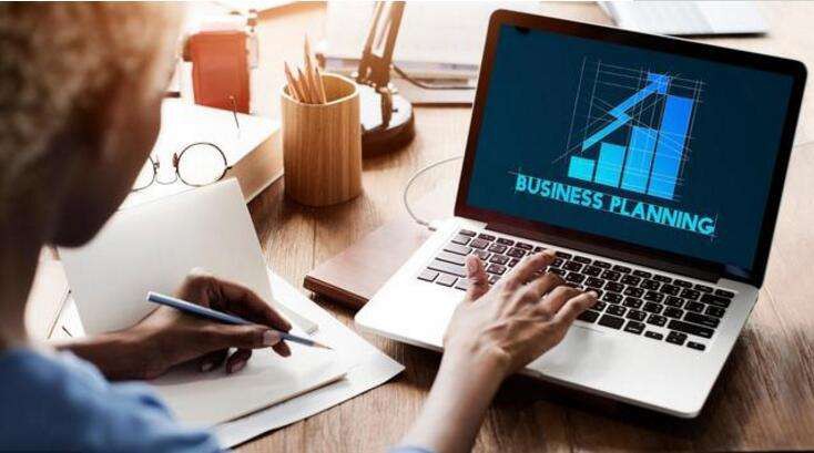 佛山網(wǎng)站優(yōu)化丨互聯(lián)網(wǎng)時(shí)代，鵬博PB營(yíng)銷助你提升品牌價(jià)值